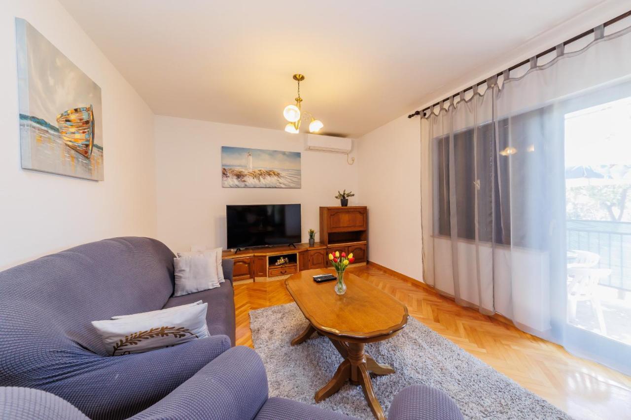 Apartament Apartman Mali Jure Kaštela Zewnętrze zdjęcie