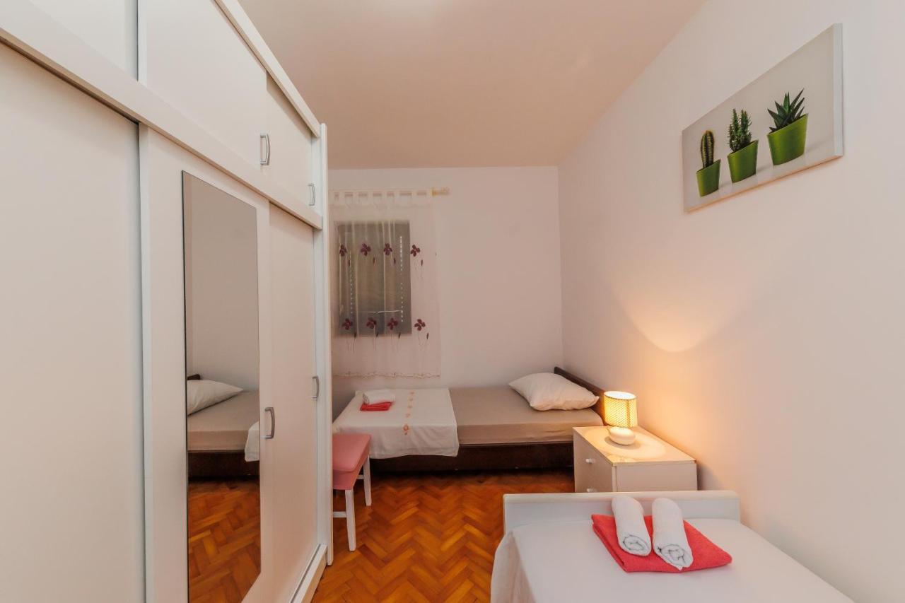 Apartament Apartman Mali Jure Kaštela Zewnętrze zdjęcie